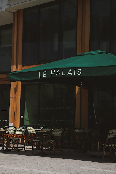 Le Palais Restaurant à Paris 17