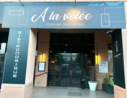 A LA VOLEE, Restaurant à Launaguet