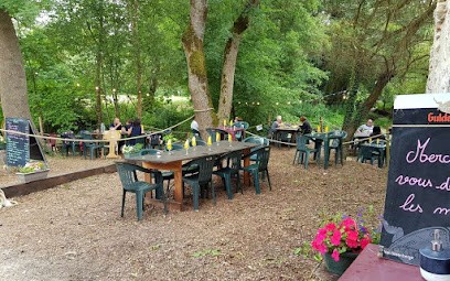 Guinguette De Poltrot, Restaurant à Nabinaud