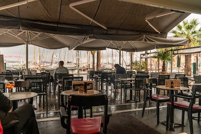 Café de Lyon, Restaurant à Sanary-sur-Mer