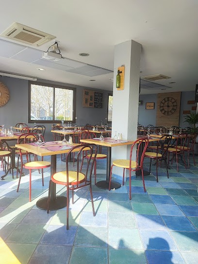 L'Incontournable Bar-Restaurant Ouvrier-FDJ, Restaurant à Mésanger