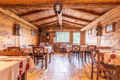 La Poya, Restaurant à Châtel