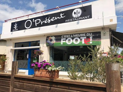 O'present, Restaurant à Marigné-Peuton