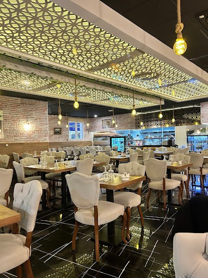 Kosem grill, Restaurant à Vaulx-en-Velin