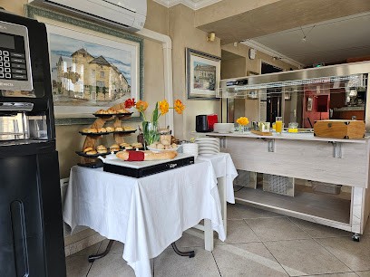 Logis Hôtel Restaurant Le Val D'Amby, Restaurant à Hières-sur-Amby