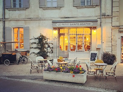 Le Petit Sainte Agathe, Restaurant à Maillane
