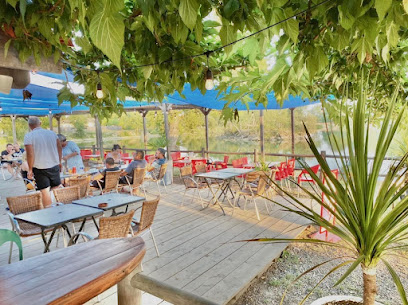 La Guinguette Du Cro Restaurant à Saint-Médard-de-Guizières