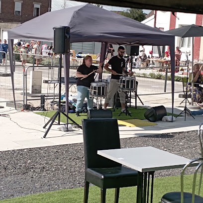 Café De La Place (SARL LGPB), Restaurant à Marly