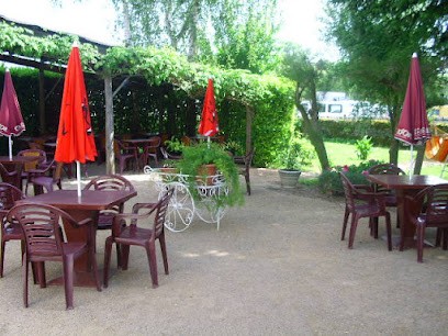 Restaurant Des Voyageurs, Restaurant à Saint-Julien-de-Civry