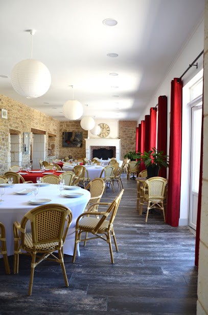 Les Terrasses De Saint-Martin, Restaurant à Saint-Martin-de-Fressengeas