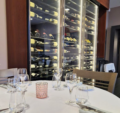 Auberge Du Château Bleu Restaurant à Tremblay-en-France