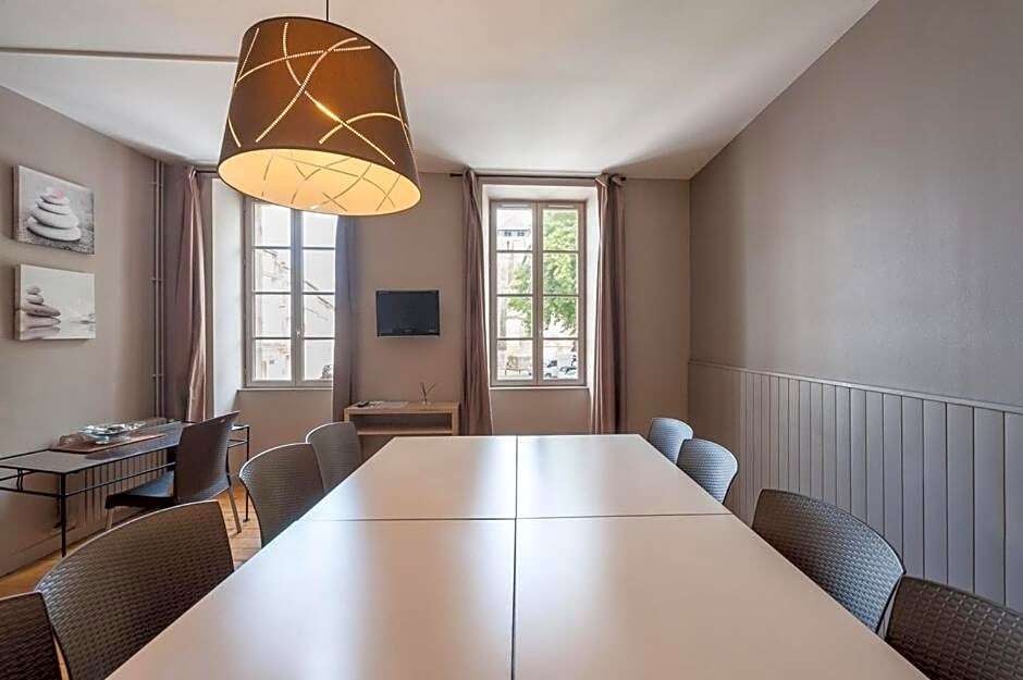 Saveurs de l'Abbaye, Restaurant à Saintes