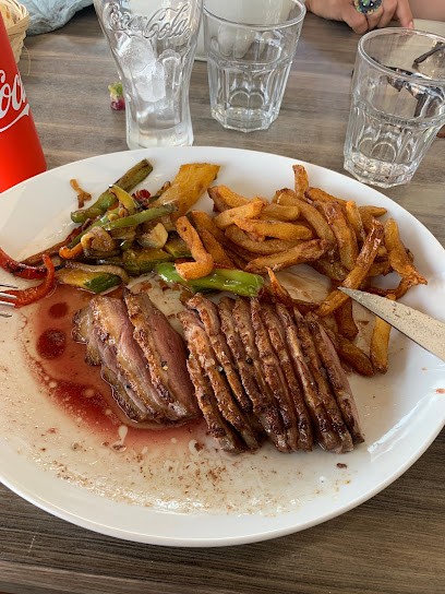 Chez Toinou, Restaurant à Port-Saint-Louis-du-Rhône