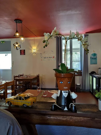 L'Auberge Du Terroir, Restaurant à Douchy-Montcorbon