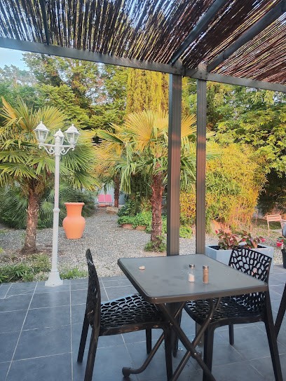 Le Gaulois, Restaurant à Ternay