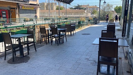 𝙏𝙄𝙆𝙊 𝙍𝙀𝙎𝙏𝘼𝙐𝙍𝘼𝙉𝙏, Restaurant à Miramas