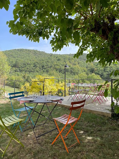 La Table du Serre, Restaurant à Cobonne