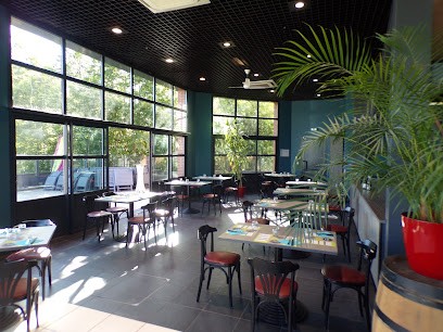 brasserie le féodal, Restaurant à Verrières-en-Anjou