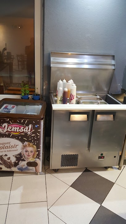 Kebab palmiye resto, Restaurant à Pulversheim