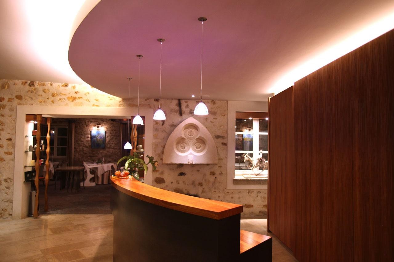 La Table Saint Just Devient RMANA, Restaurant à Vaux-le-Pénil