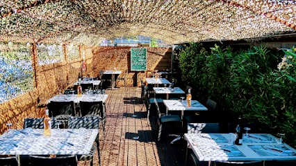 Les Romarins, Restaurant aux Angles