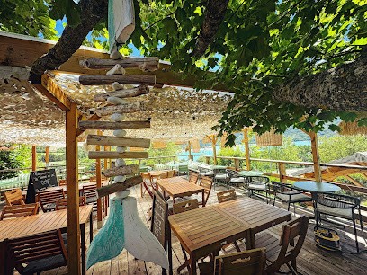 LA TERRASSE DU LAC, Restaurant à Chorges