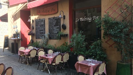 Le Melting Pot, Restaurant aux Vans