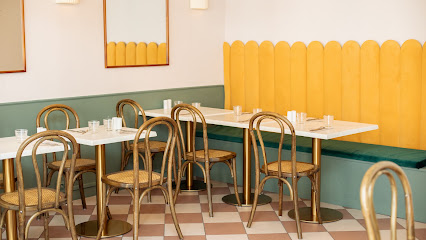 Adora - Café, Brunch & Lunch Restaurant à Orléans