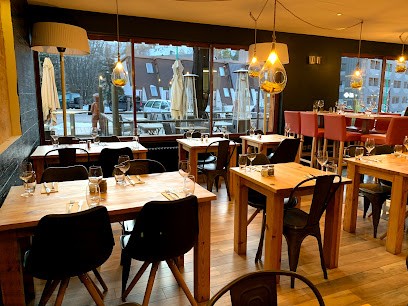 Les Mauvais Garçons, Restaurant aux Deux Alpes