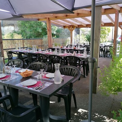 Auberge des 4 Chemins, Restaurant à Essarts en Bocage