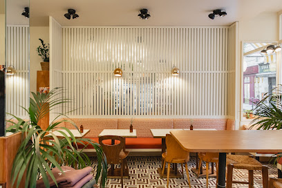 Judy Rousseau - Restaurant Healthy Sans Gluten • Brunch • Café & Bowls Restaurant à Paris 01