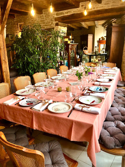 Comme À La Maison Isabelle Et Stéphane Derbord Restaurant à Gemeaux
