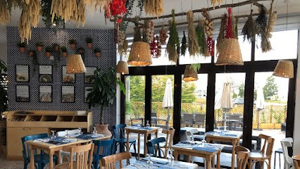 Tawouk & Falafel, Restaurant à Saran