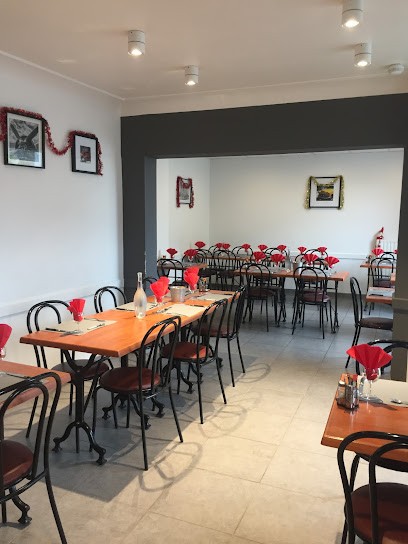 Ça Mijote, Restaurant à La Cropte