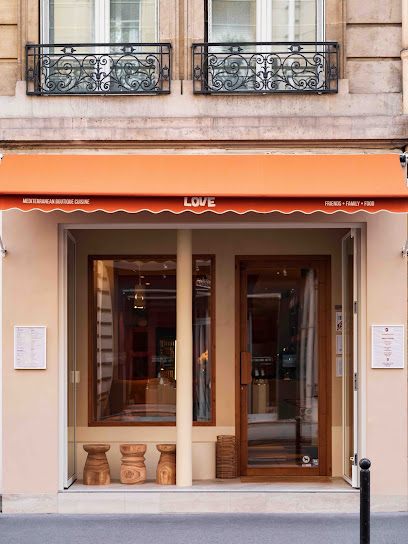 Love - Friends Family Food Restaurant à Paris 16