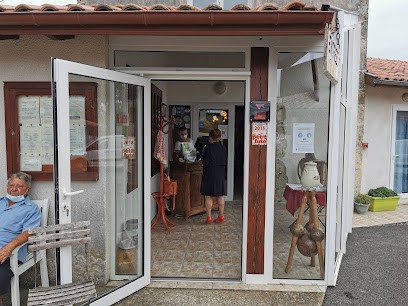 Ferme Auberge Restaurant Le Vieux Chene, Restaurant à Castelnau-Chalosse