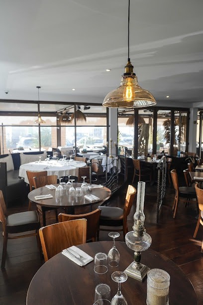 Les Embruns Restaurant Du Marché De Rungis Ouvert Au Public, Restaurant à Rungis