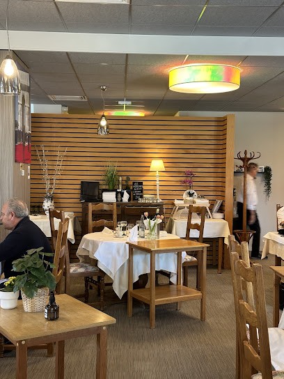 Hôtel Restaurant Bords Du Rhin, Restaurant à Rhinau