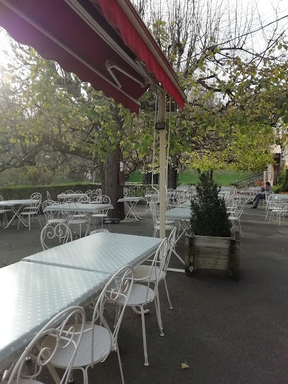 La Pause, Restaurant à L'Étrat