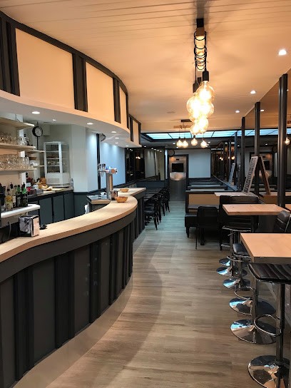 Le Bar Du Marché, Restaurant au Vésinet