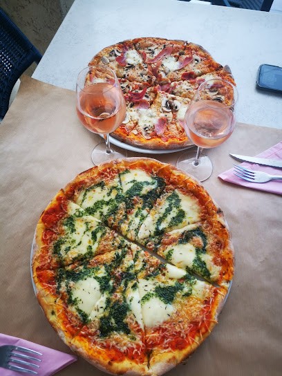 Restaurant Pizzéria De L'Ayguette, Restaurant à Faucon