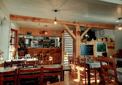 Auberge Les Perce-Neiges, Restaurant à Saint-Nicolas-des-Biefs