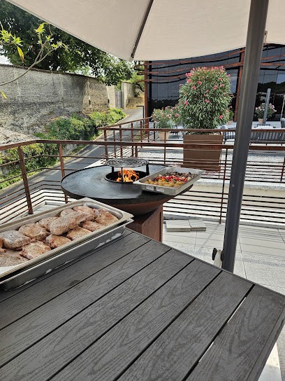 BRASSERIE LA DISTILLERIE HOTEL CHAIS MONNET, Restaurant à Cognac