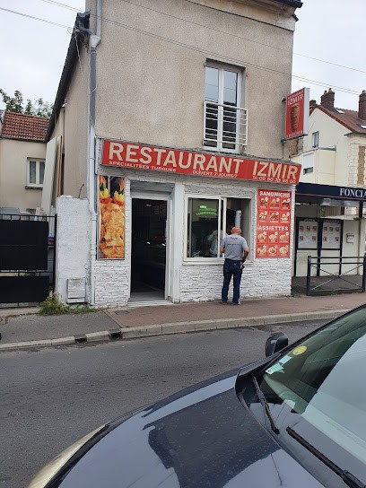 Restaurant Izmir, Restaurant à Corbeil-Essonnes