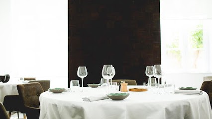 La Maison du Safran à l'Allée des Vignes, Restaurant à Cajarc