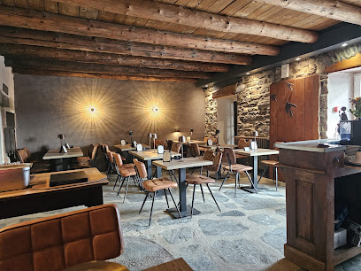 Auberge Jean Le Dindon | Cuisine Du Terroir Restaurant à Chaudeyrolles