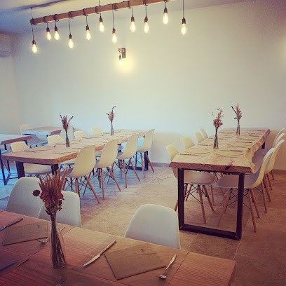 Le Comptoir De Payzac, Restaurant à Payzac