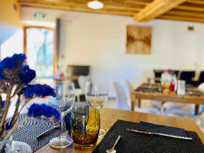 Tout Autre Sauge Restaurant à Mézilles