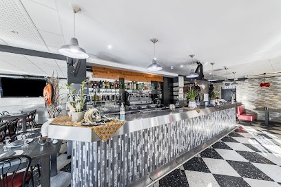 Le Relais Des Fumades, Restaurant à Orgon