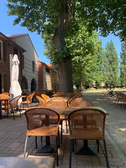 La Main à La Pâte, Restaurant à Saint-Cyprien